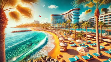 Antalya'da denize sıfır otel, mavi bayraklı plaj ve her şey dahil konsept sunan lüks tatil köyü